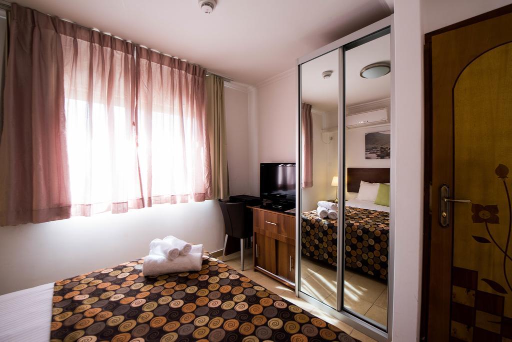 Ramon Suites By Smart Hotels Mitzpe Ramon Eksteriør bilde