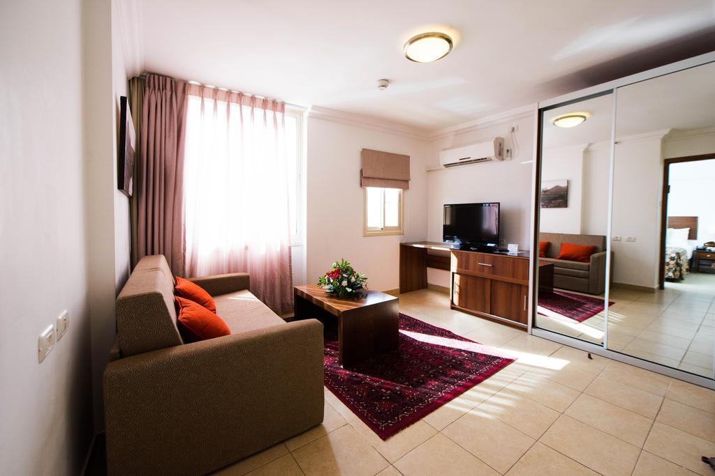 Ramon Suites By Smart Hotels Mitzpe Ramon Eksteriør bilde