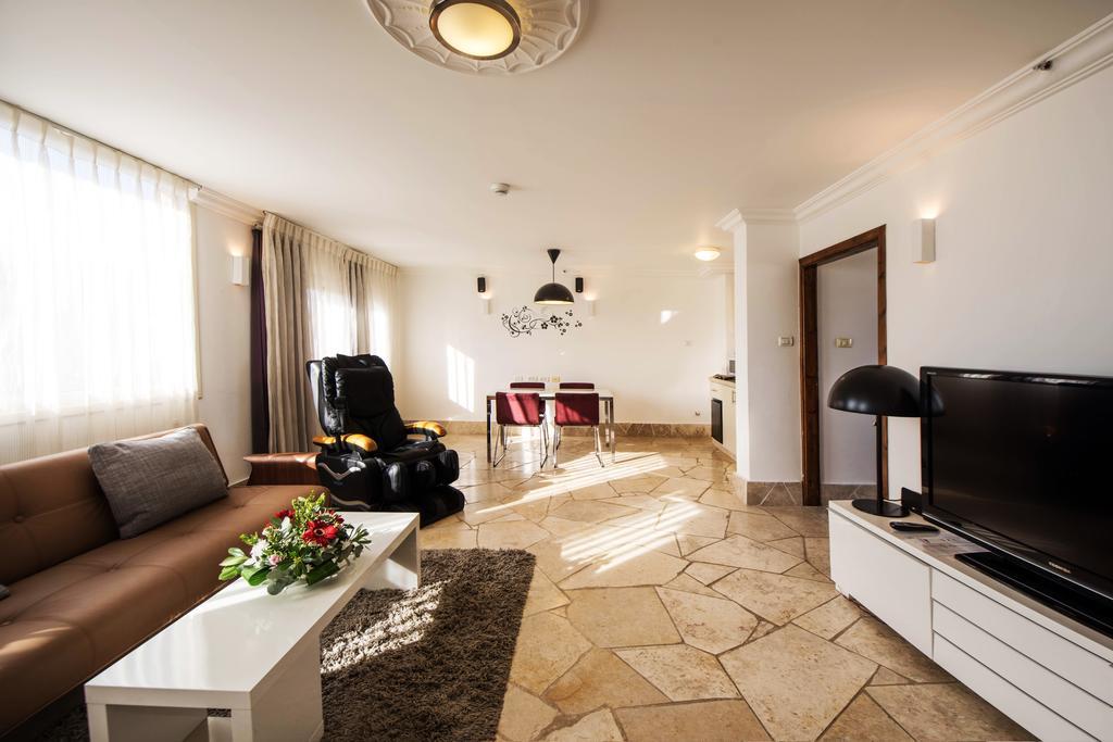Ramon Suites By Smart Hotels Mitzpe Ramon Eksteriør bilde
