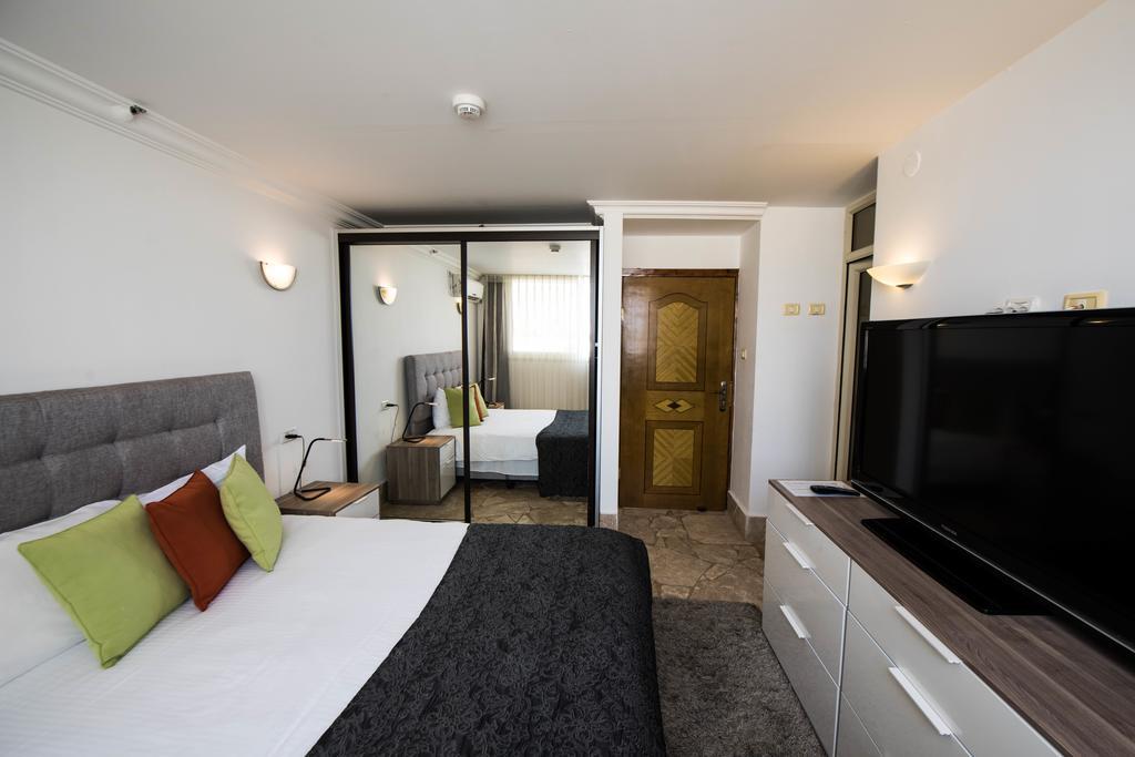 Ramon Suites By Smart Hotels Mitzpe Ramon Eksteriør bilde