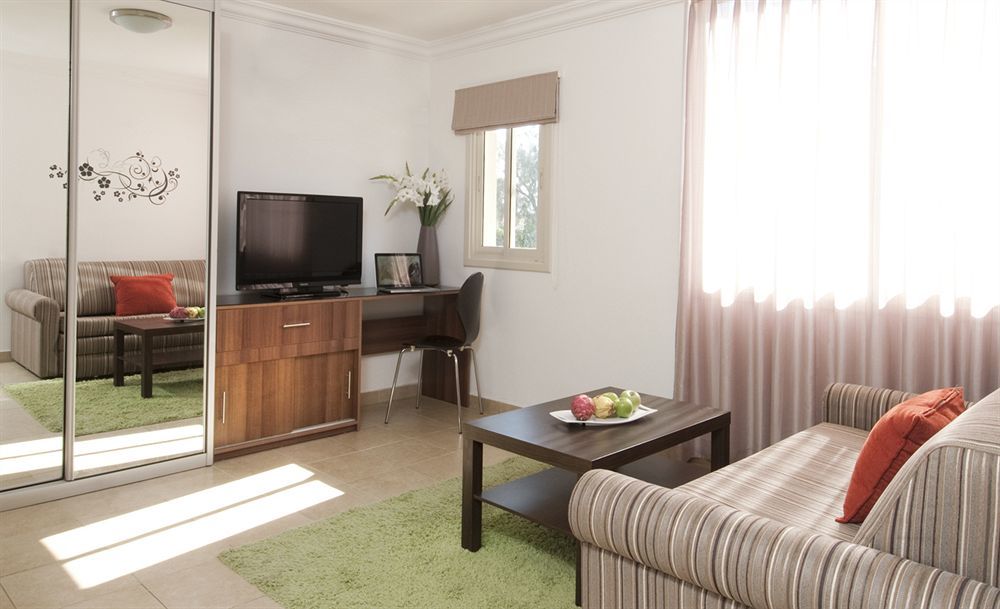 Ramon Suites By Smart Hotels Mitzpe Ramon Eksteriør bilde